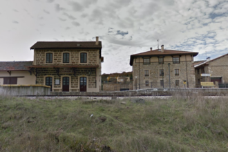 Edificios de pierda de la estación de Vado-Cervera