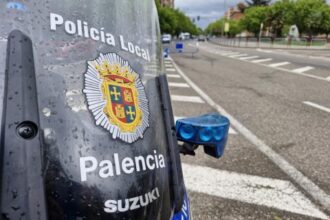 pantalla de la moto de un policia local